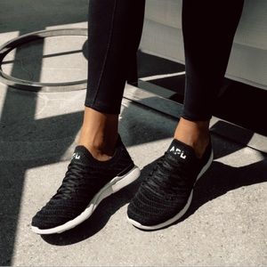APL Techloom Wave Sneaker
